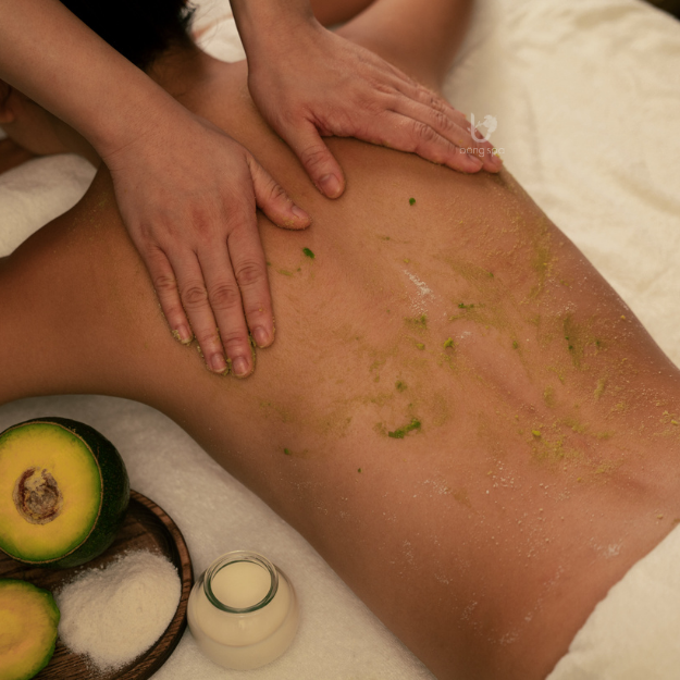 SUPER SMOOTHING SCRUB