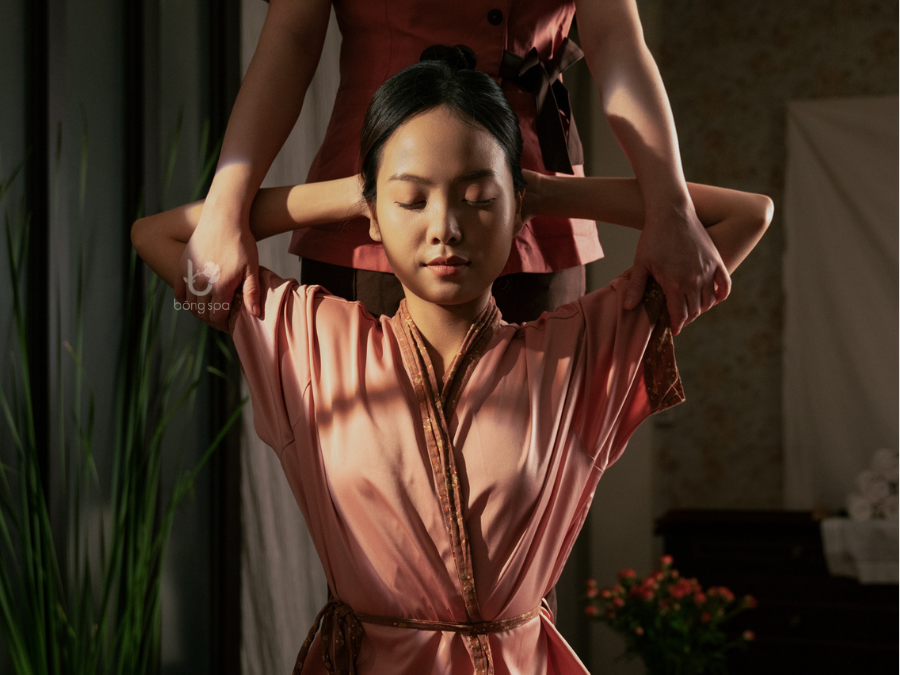 ORIENTAL TRADITIONAL MASSAGE