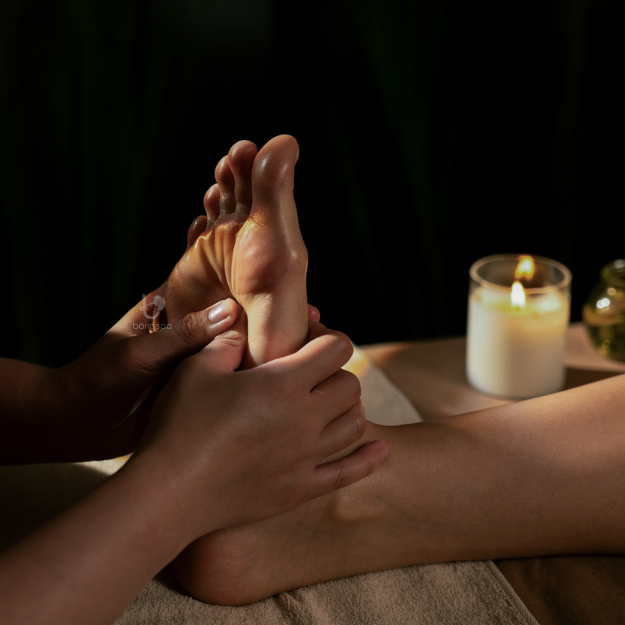 FOOT MASSAGE